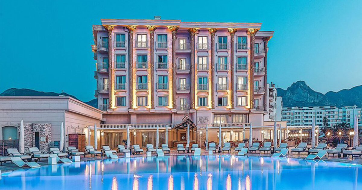 Kıbrıs Les Ambassadeurs Casino Otel